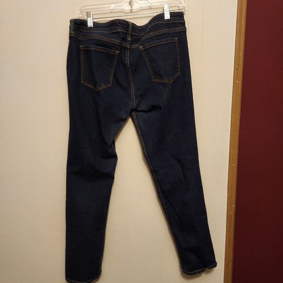 Arizona Jean Co size 15 short Blue Jeans Excellent condition m - Picture 2 of 2